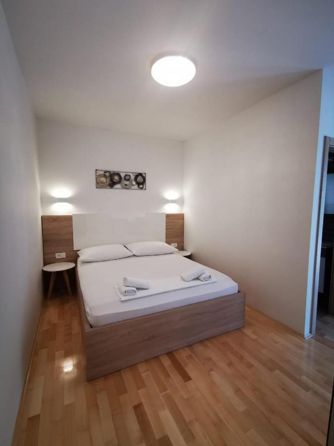 Apartments And Rooms Kod Mate Tribanj-Kruscica Exterior foto